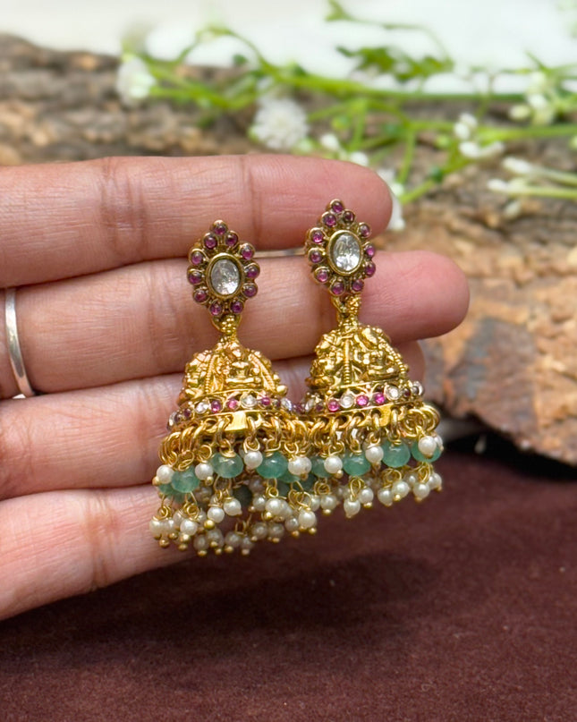 Antique Earrings 107163