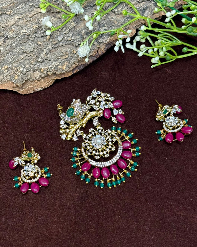 Pendent with Earrings 107185