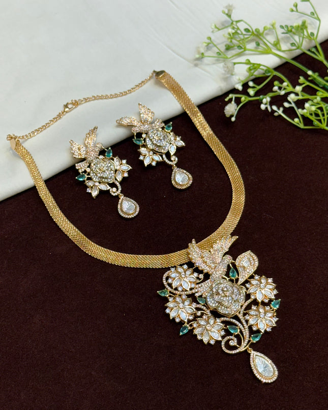 Antique Neck Set 107195
