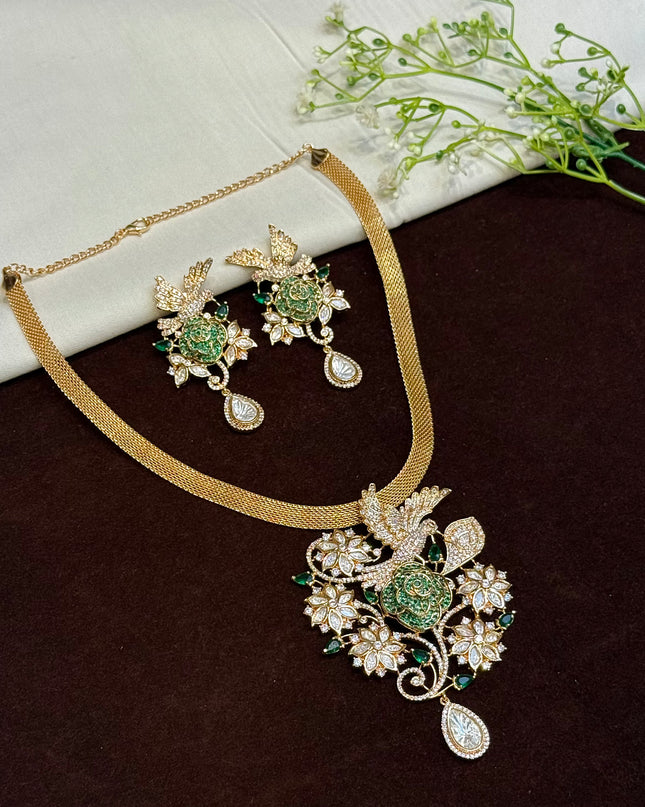 Antique Neck Set 107195