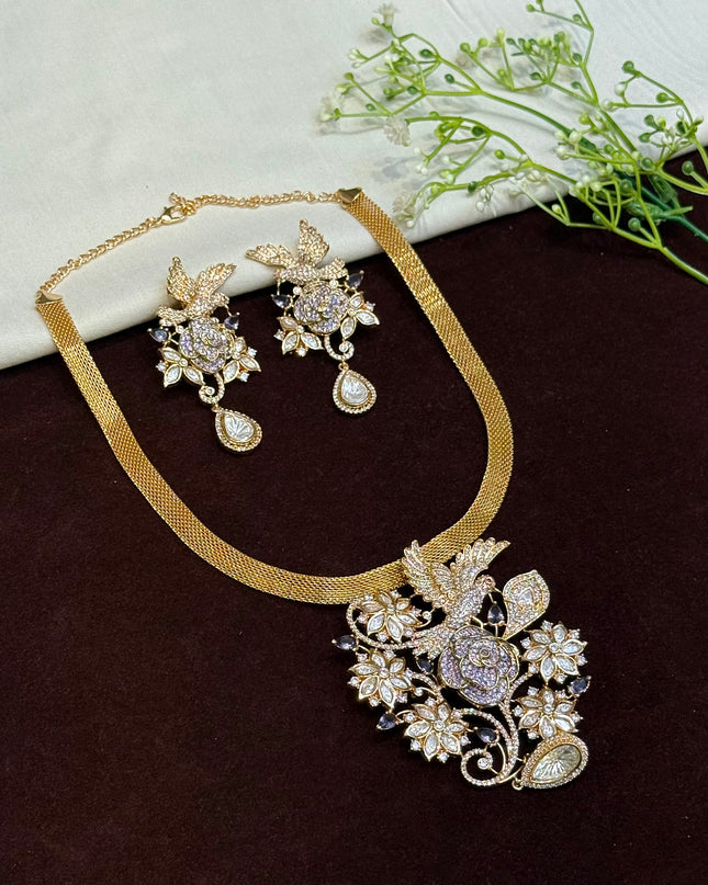 Antique Neck Set 107195