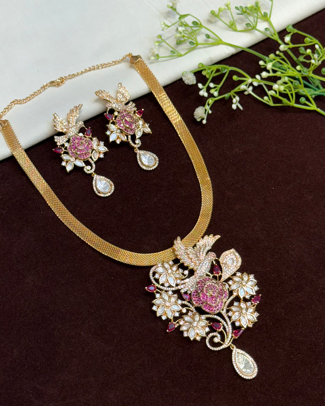 Antique Neck Set 107195