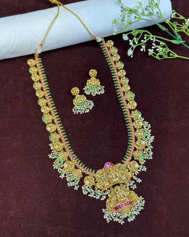 Antique Neck Set 107263