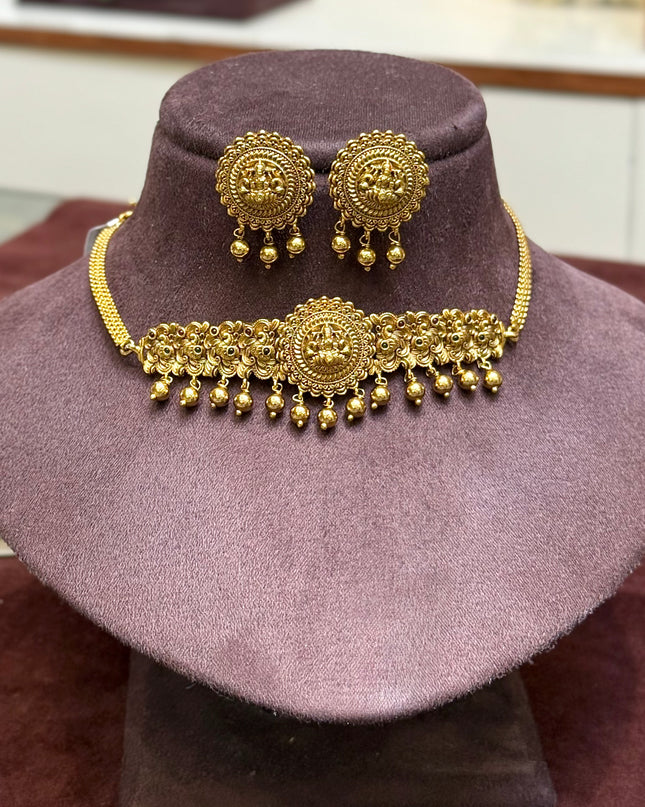 Antique Neck Set 107317