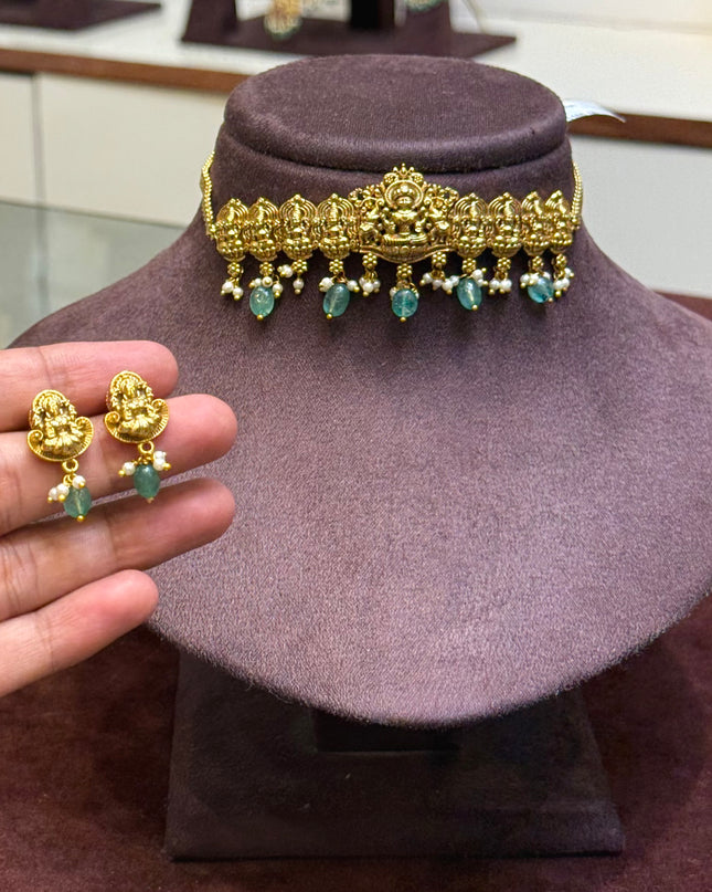 Antique Neck Set 107318