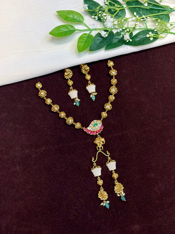 Antique Neck Set 107328