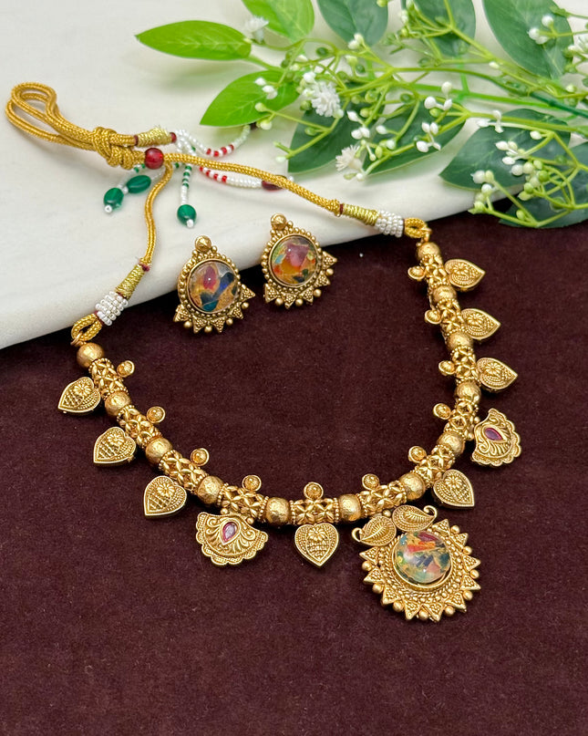 Antique Neck Set 107357