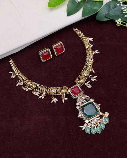 Antique Neck Set 107424