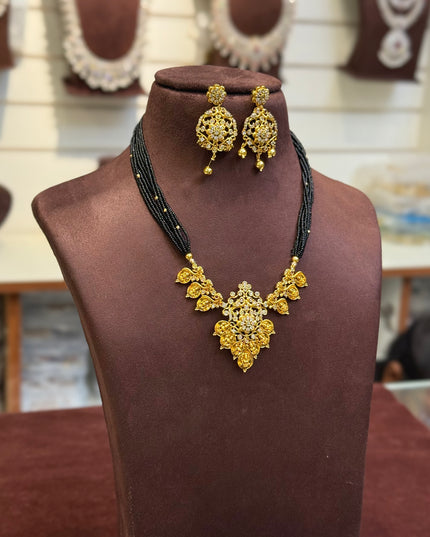Beads Neck Set 107425