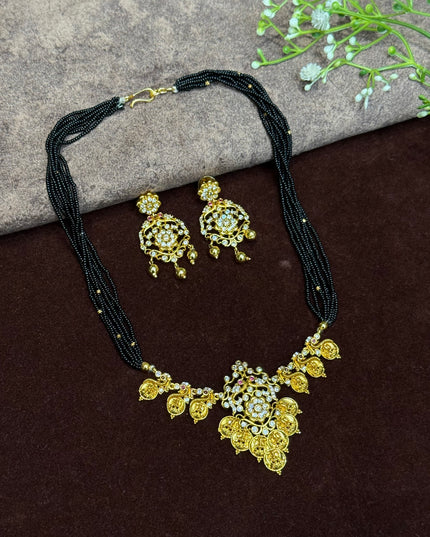 Black Beads 107425