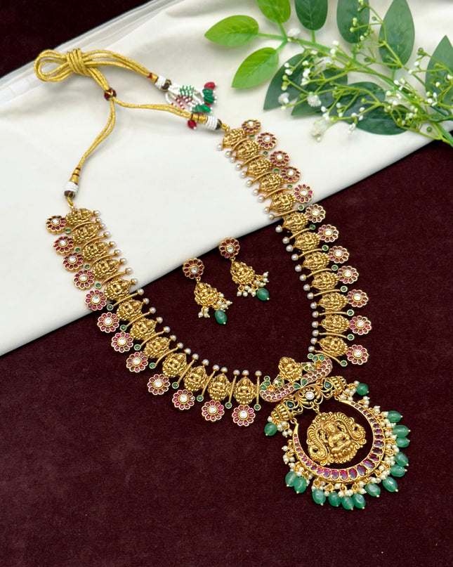 Kundan Neck Set 107447