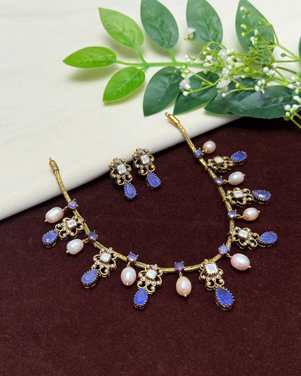 Antique Neck Set 107454