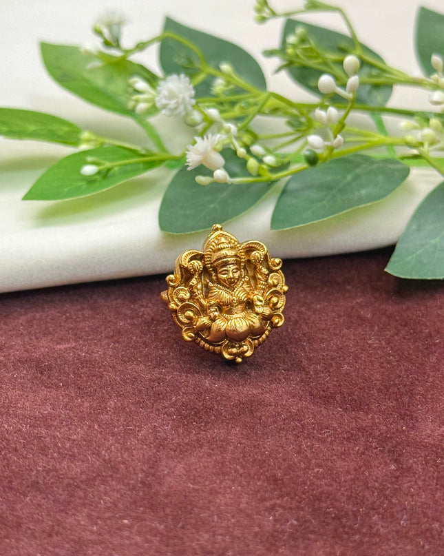 Antique Finger Rings 107463