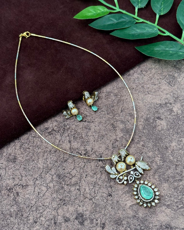 Victorian Neck Set 107507