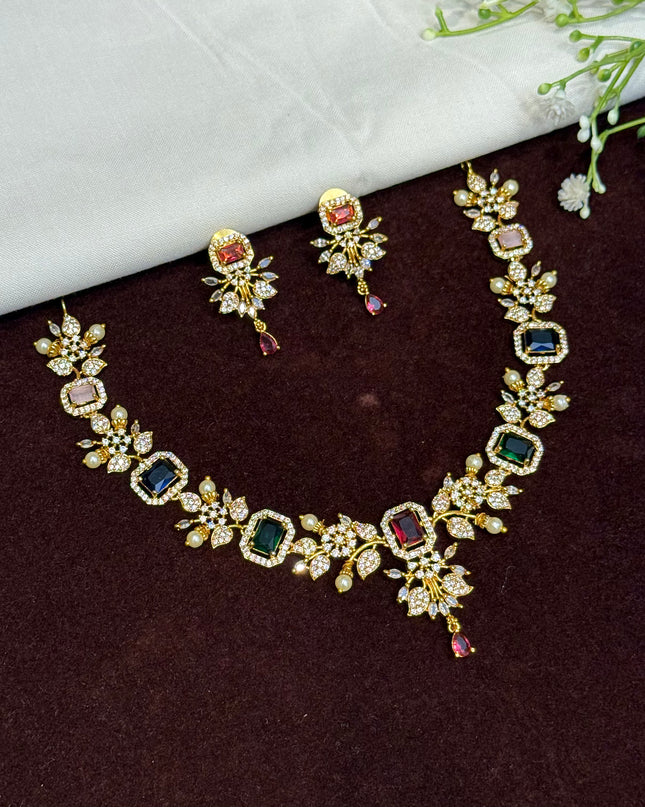 Antique Neck Set 107558