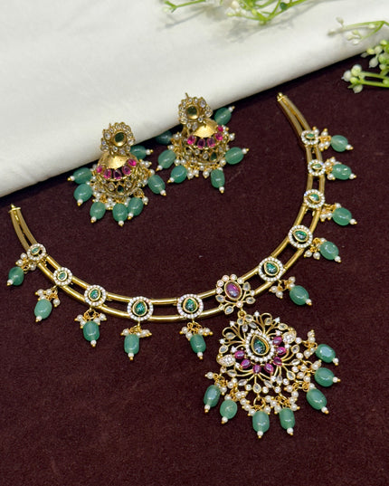Antique Neck Set 107566