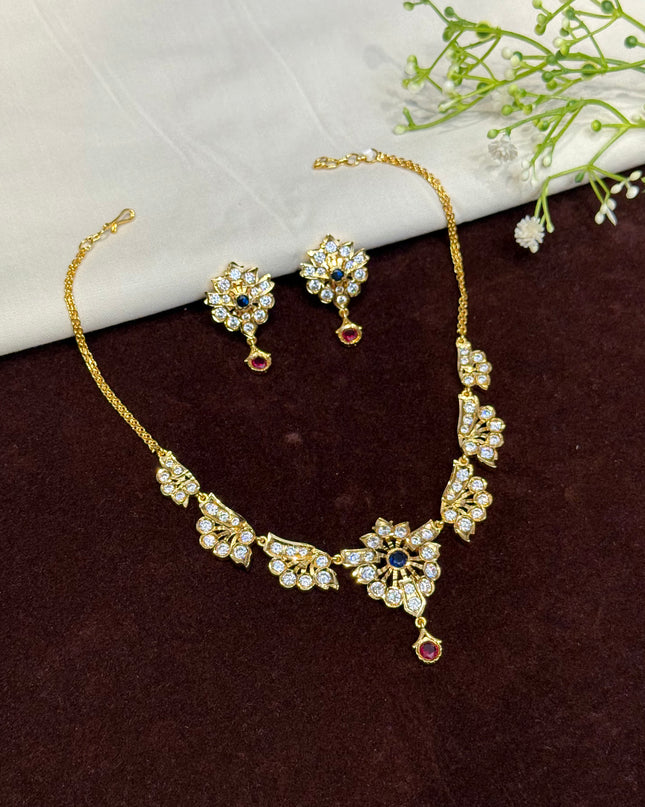 Antique Neck Set 107569