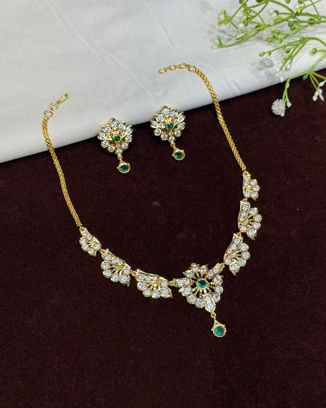 Antique Neck Set 107569