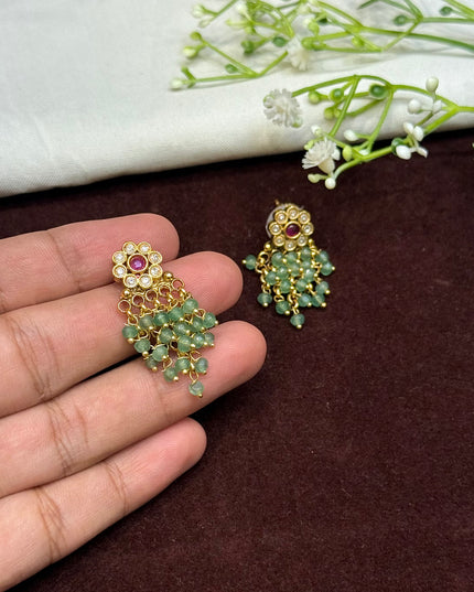 Antique Earrings 107608