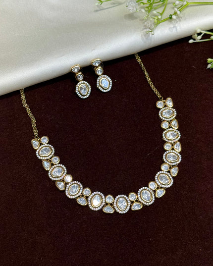 Victorian Neck Set 107667