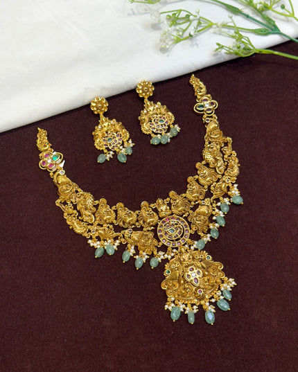 Antique Neck Set 107710