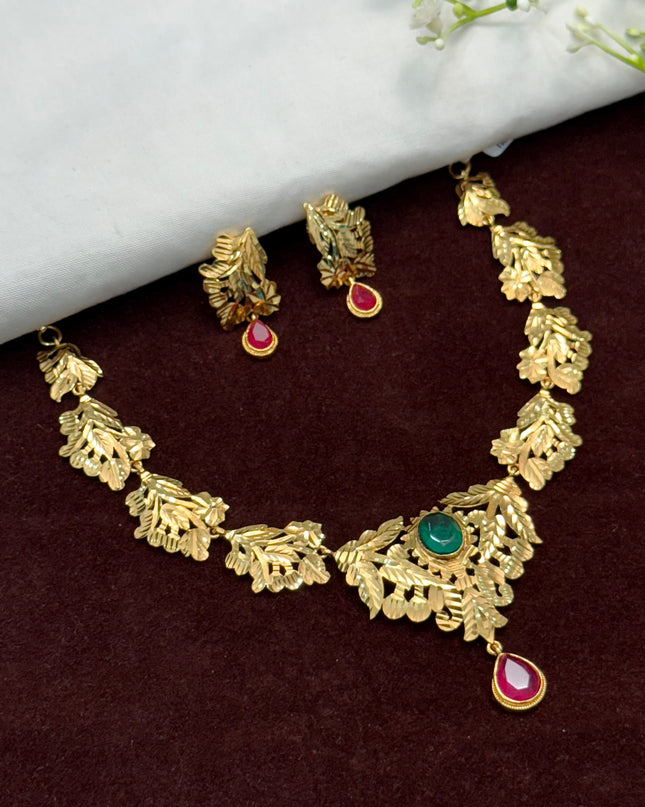 Antique Neck Set 107828
