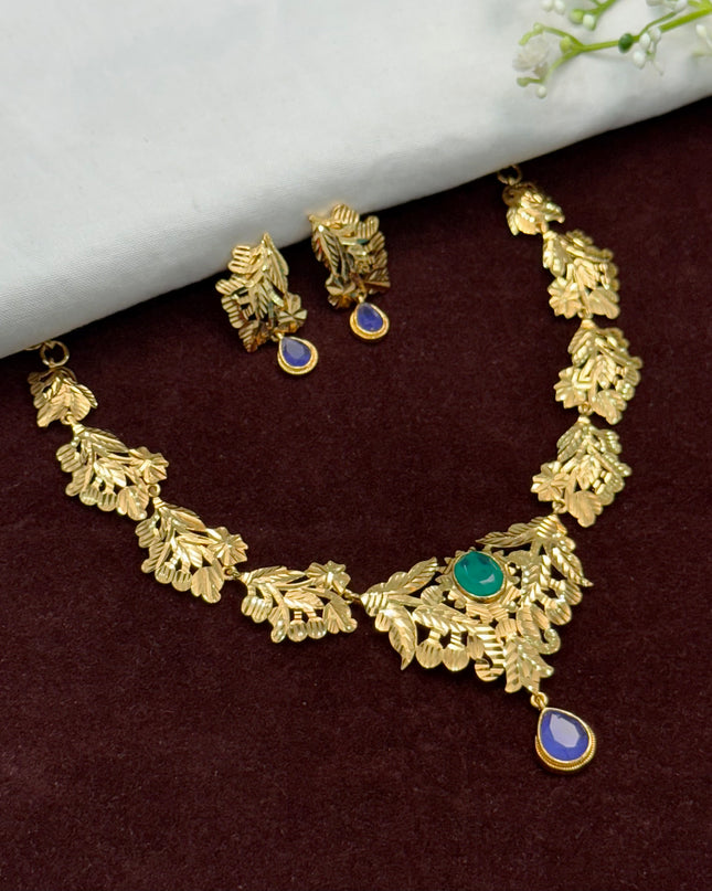 Antique Neck Set 107828