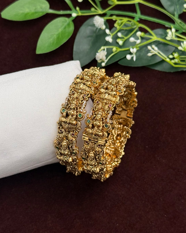 Antique Bangles 107869