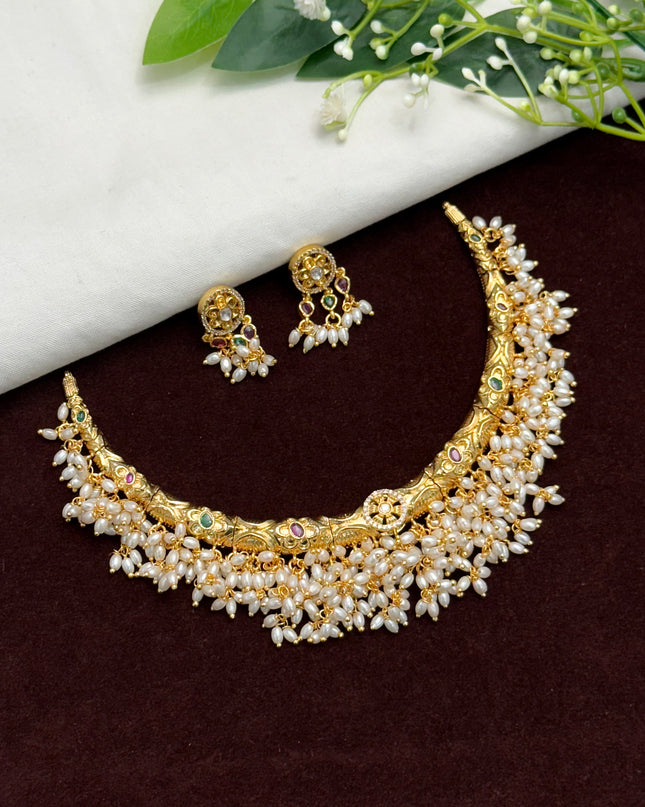 Pearls Kanti Neck Set 107974