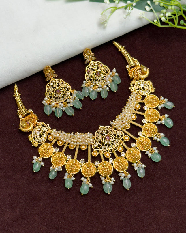 Kanti Neck Set 107981