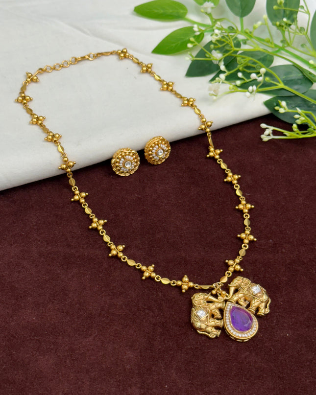 Antique Neck Set 107994