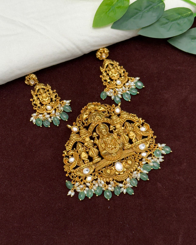 Antique Pendent Set 108047