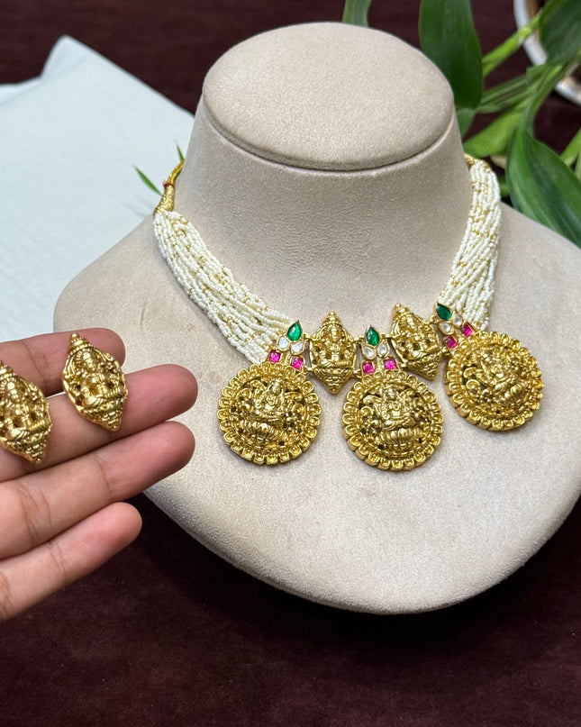 Antique Neck Set 108156