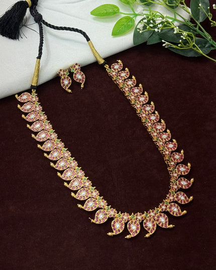 Kundan Neck Set 108159