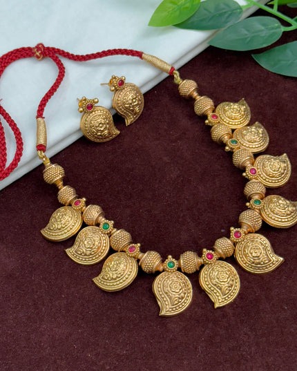 Antique Neck Set 108197