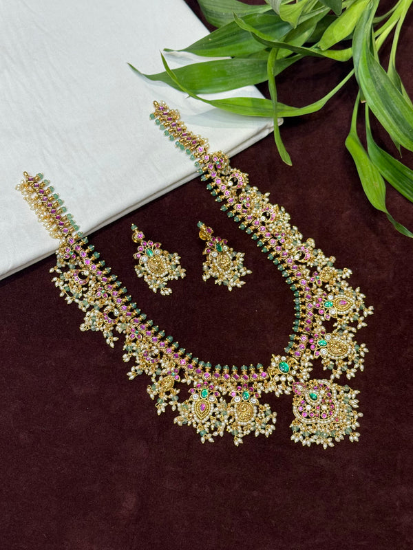 Kundan Neck Set 108189