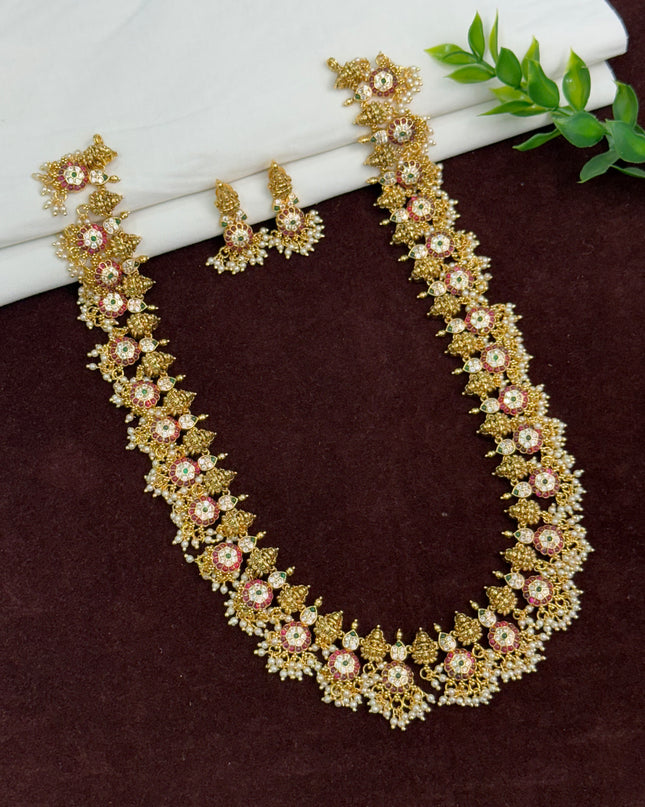Antique Neck Set 108270