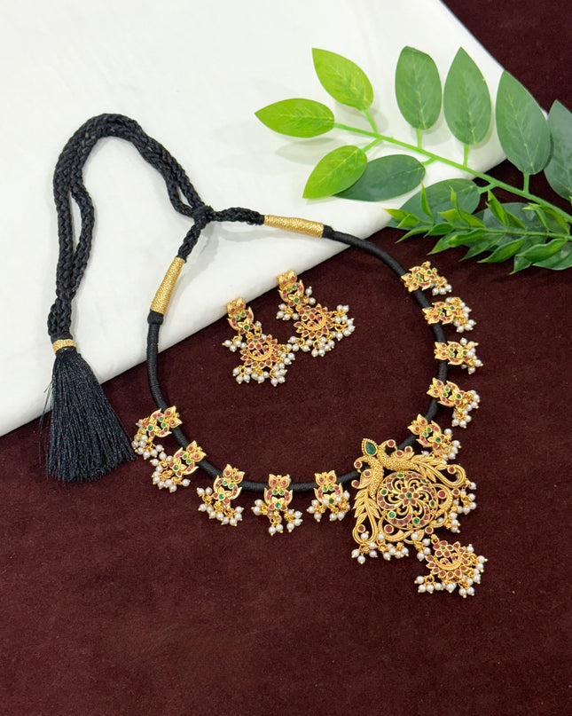 Antique Neck Set 108272