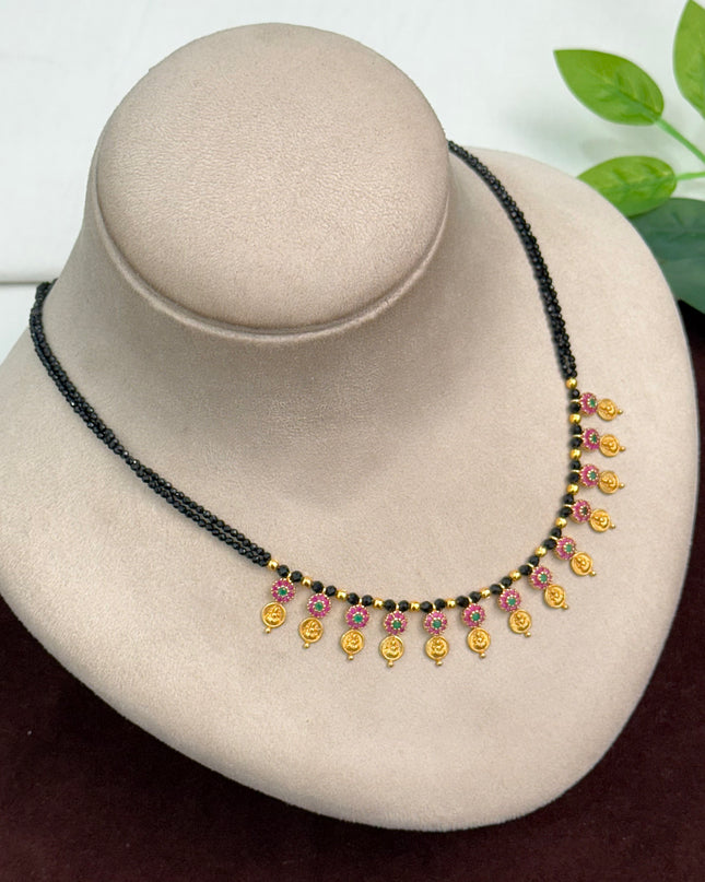 Black Beads 108285