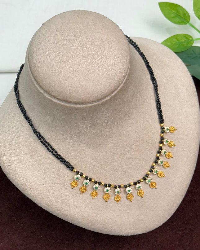 Black Beads 108285