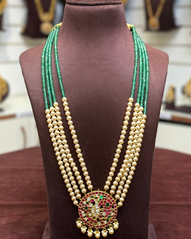 Pearls Neck Set 108293