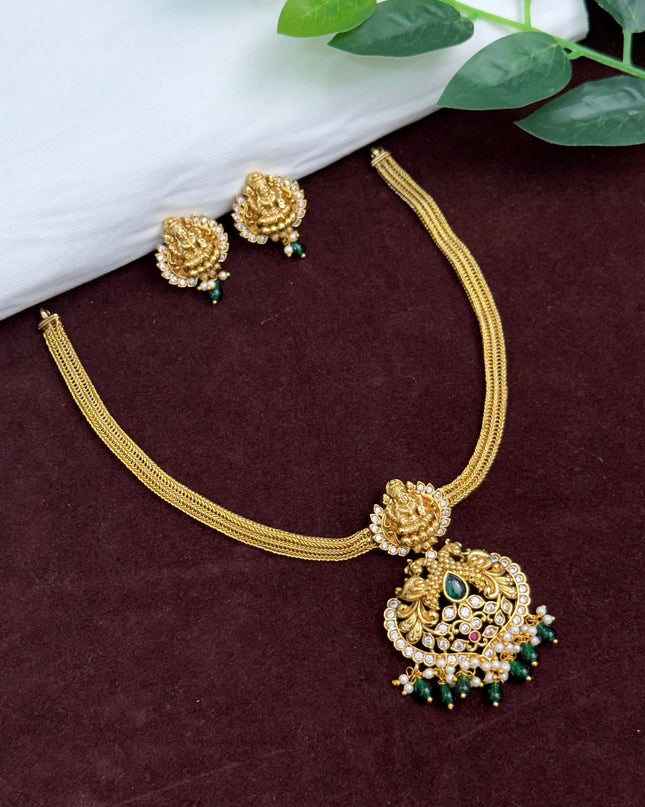 Antique Neck Set 108312