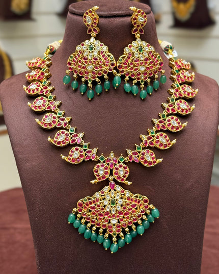 Kundan Neck Set 108327