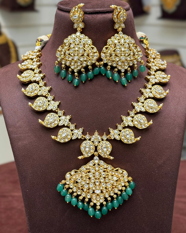 Kundan Neck Set 108327