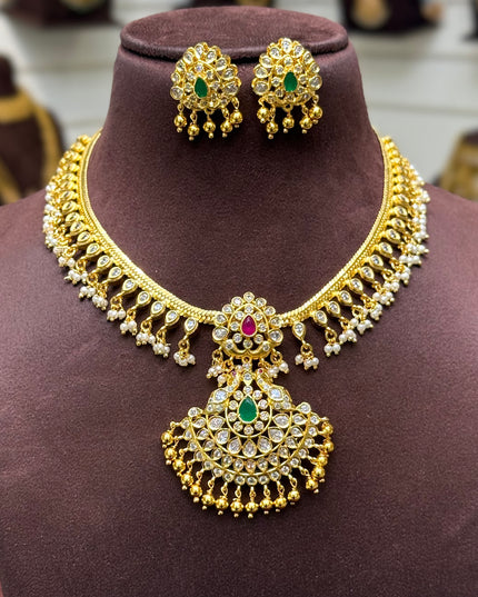 Antique Neck Set 108361