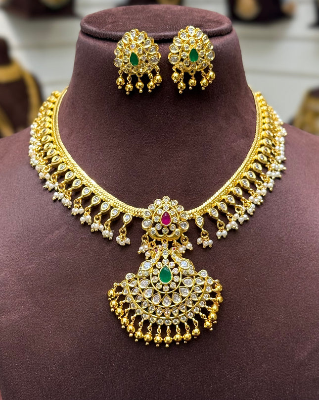 Antique Neck Set 108361