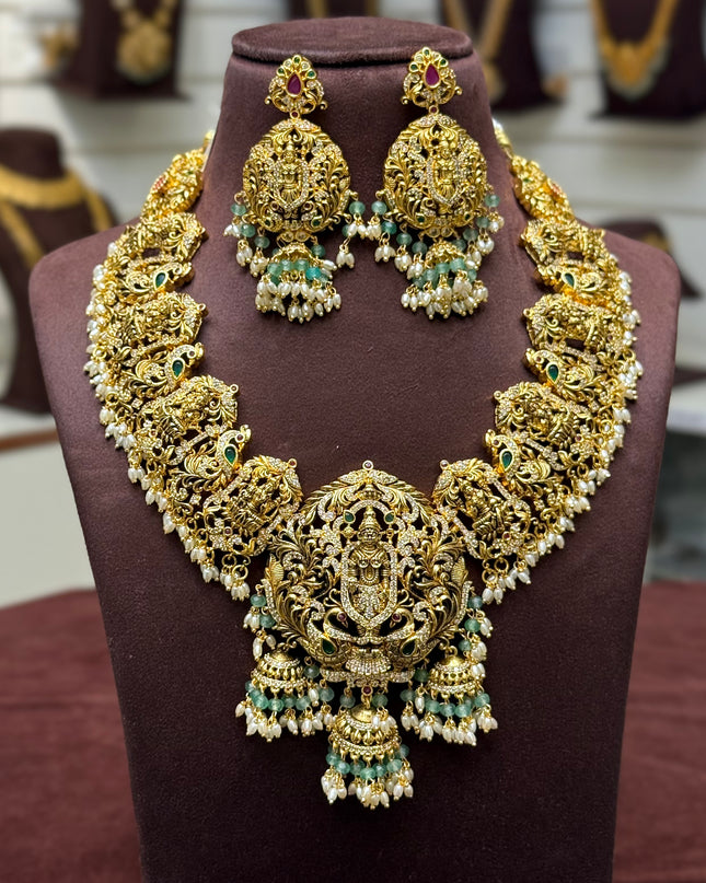 Antique Neck Set 108362