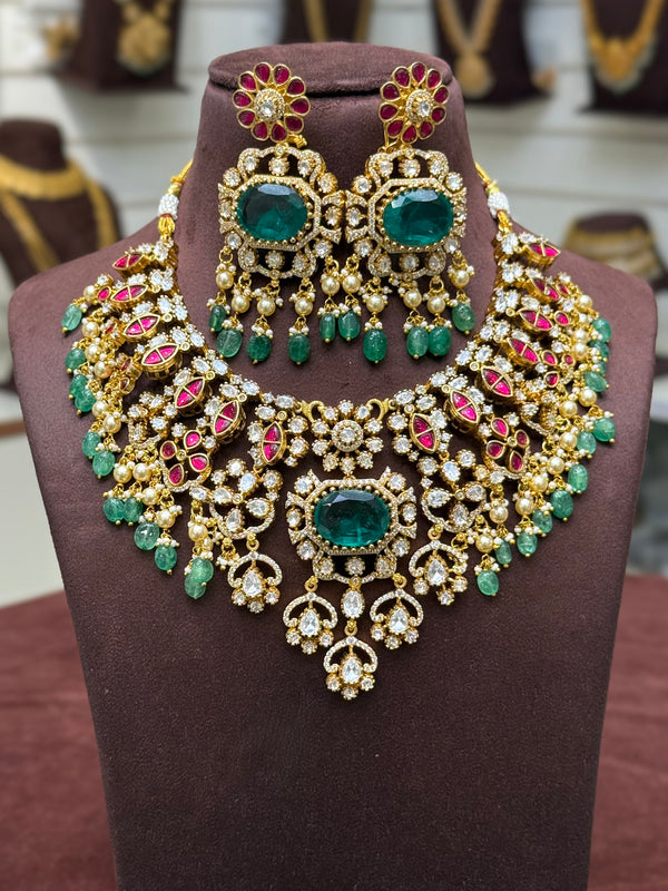 Victorian Neck Set 110577