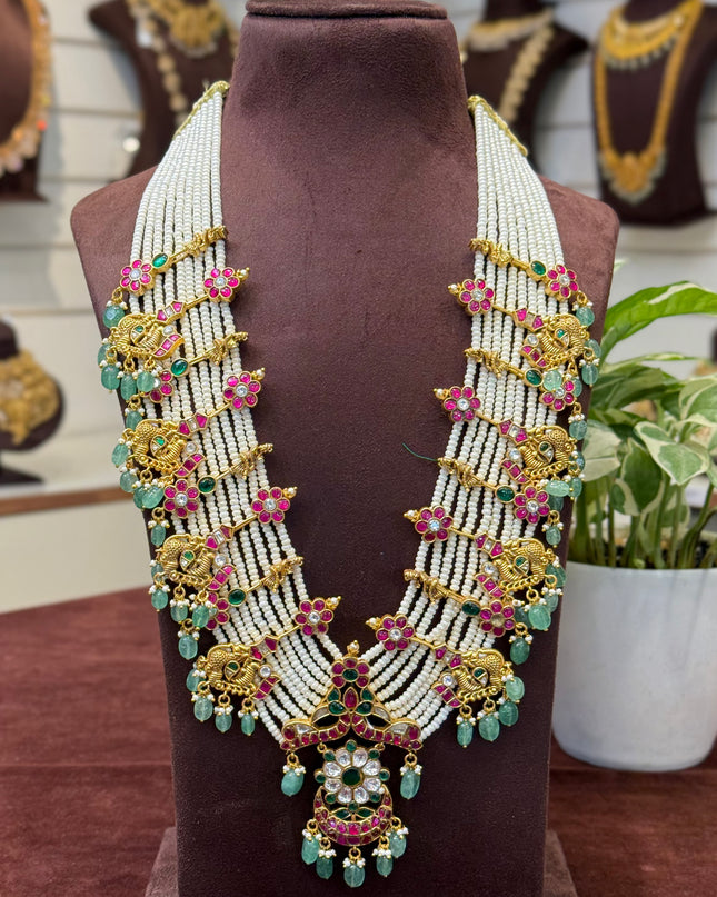 Kundan Neck Set 108411