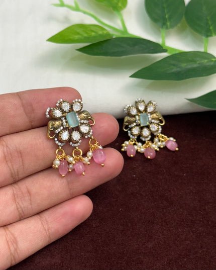 Antique Earrings 108413